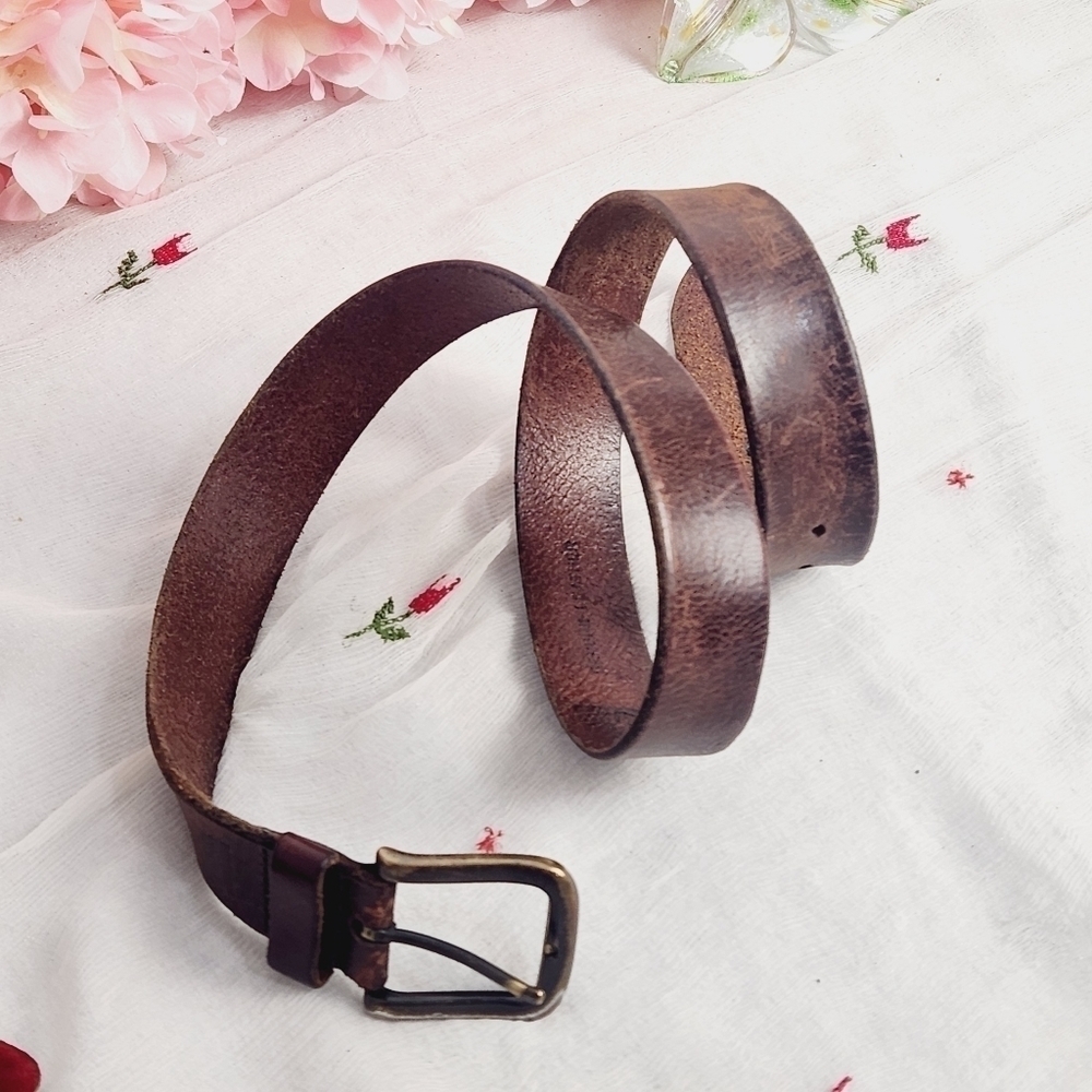 MEN'S Vintage Levi's Leather Belt Brown 36